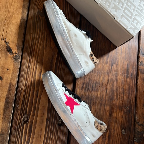 Golden Goose Super Star Classic. Box and authenticity booklet included.  Size 36 - Picture 6 of 12